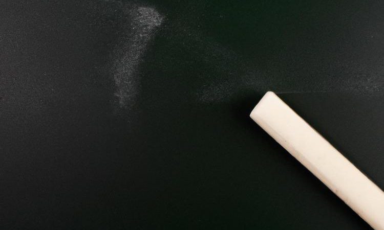 ile zarabia nauczyciel polskiego