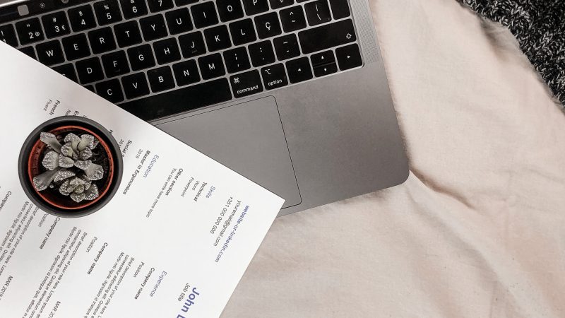 jak napisać cv do pierwszej pracy