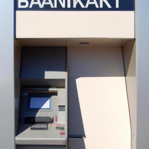 ile można wypłacić z bankomatu