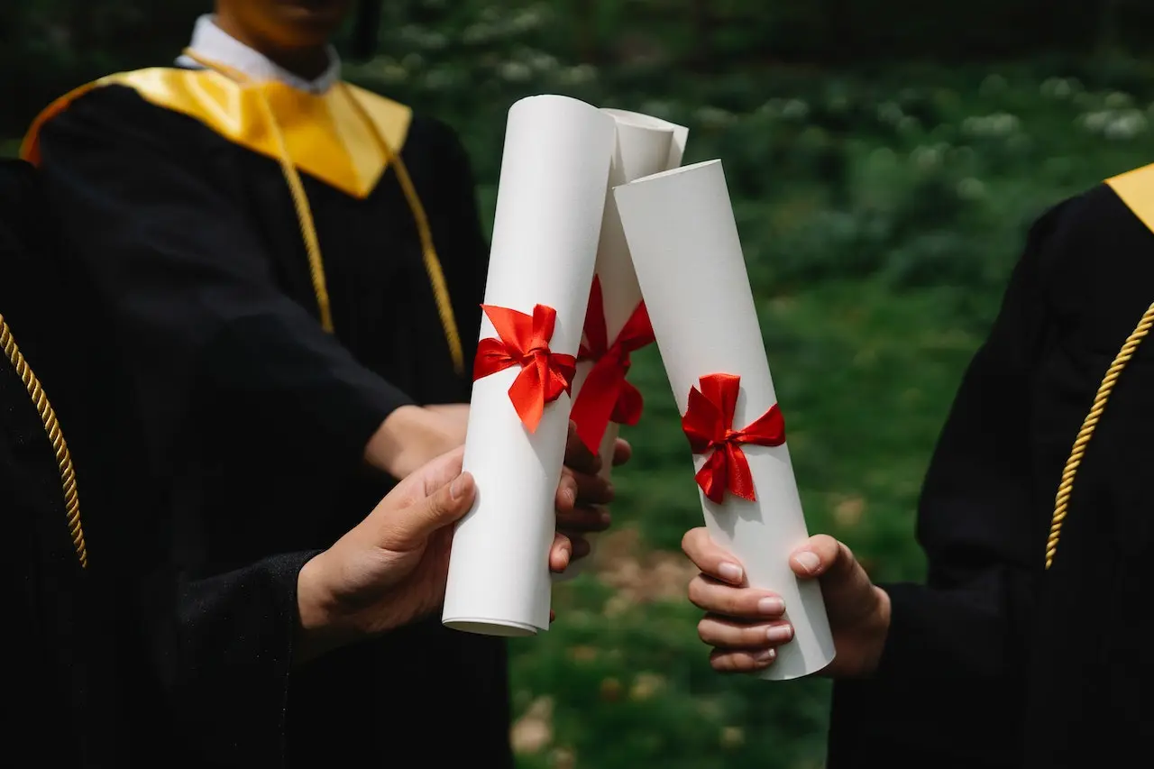 Licencjat a inżynier – różnice i podobieństwa w kierunkach studiów